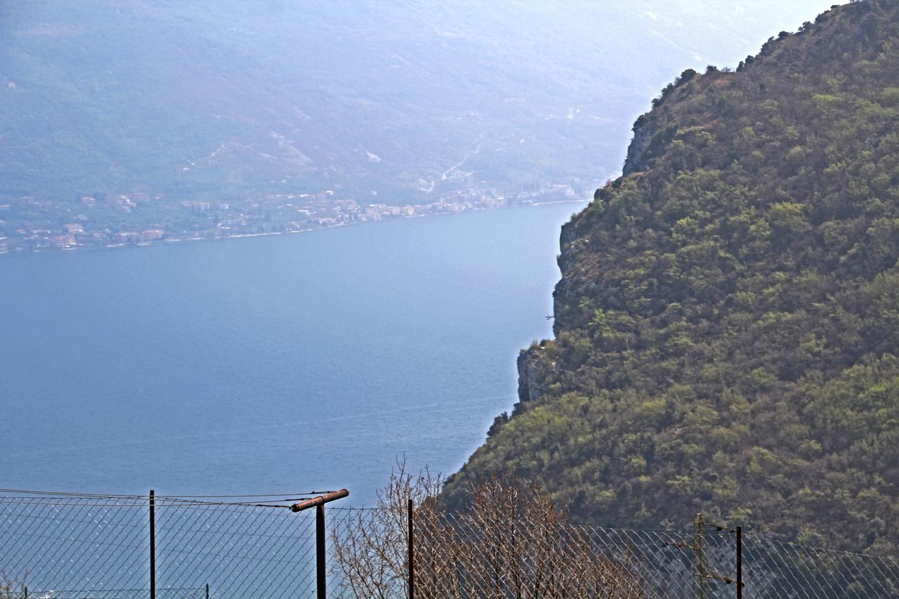 Casa Del Borgo Pregasio Garden And View By Gardadomusmea Villa Tremosine Екстериор снимка