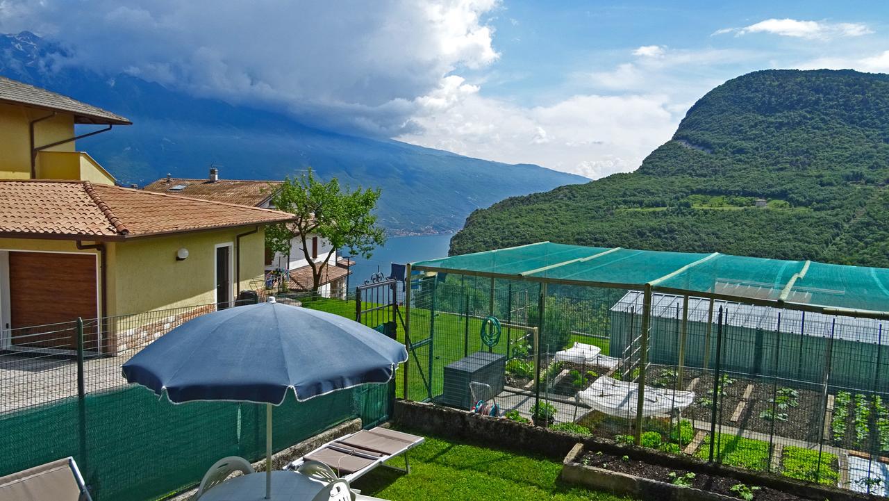 Casa Del Borgo Pregasio Garden And View By Gardadomusmea Villa Tremosine Екстериор снимка