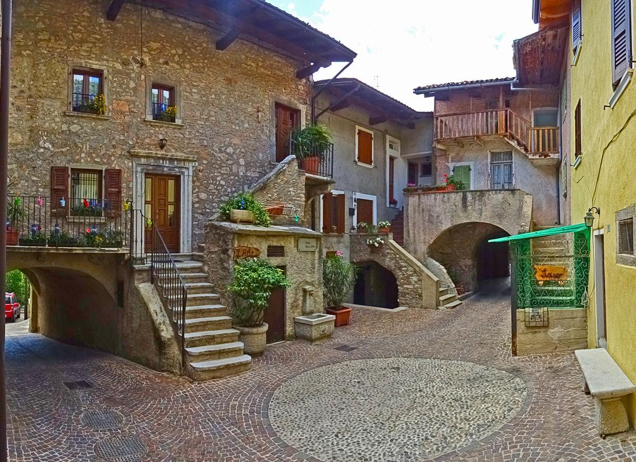 Casa Del Borgo Pregasio Garden And View By Gardadomusmea Villa Tremosine Екстериор снимка